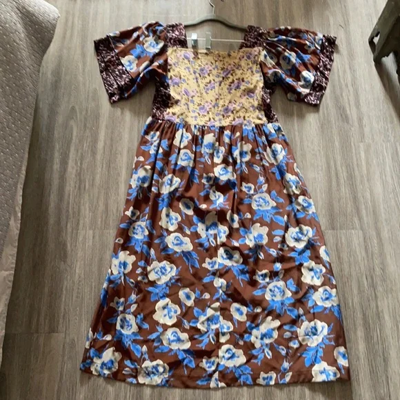 No.6 New York Silk Bohemian Floral Dress - Picture 6 of 7